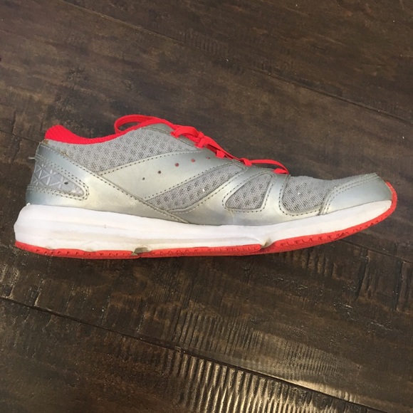 Women's New Balance Shoes - Picture 3 of 9